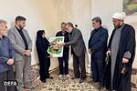 تصاویر/ دیدار معاون حقوقی بنیاد شهید با خانواده‌های شهدای حمله صهیونیستی در تویسرکان