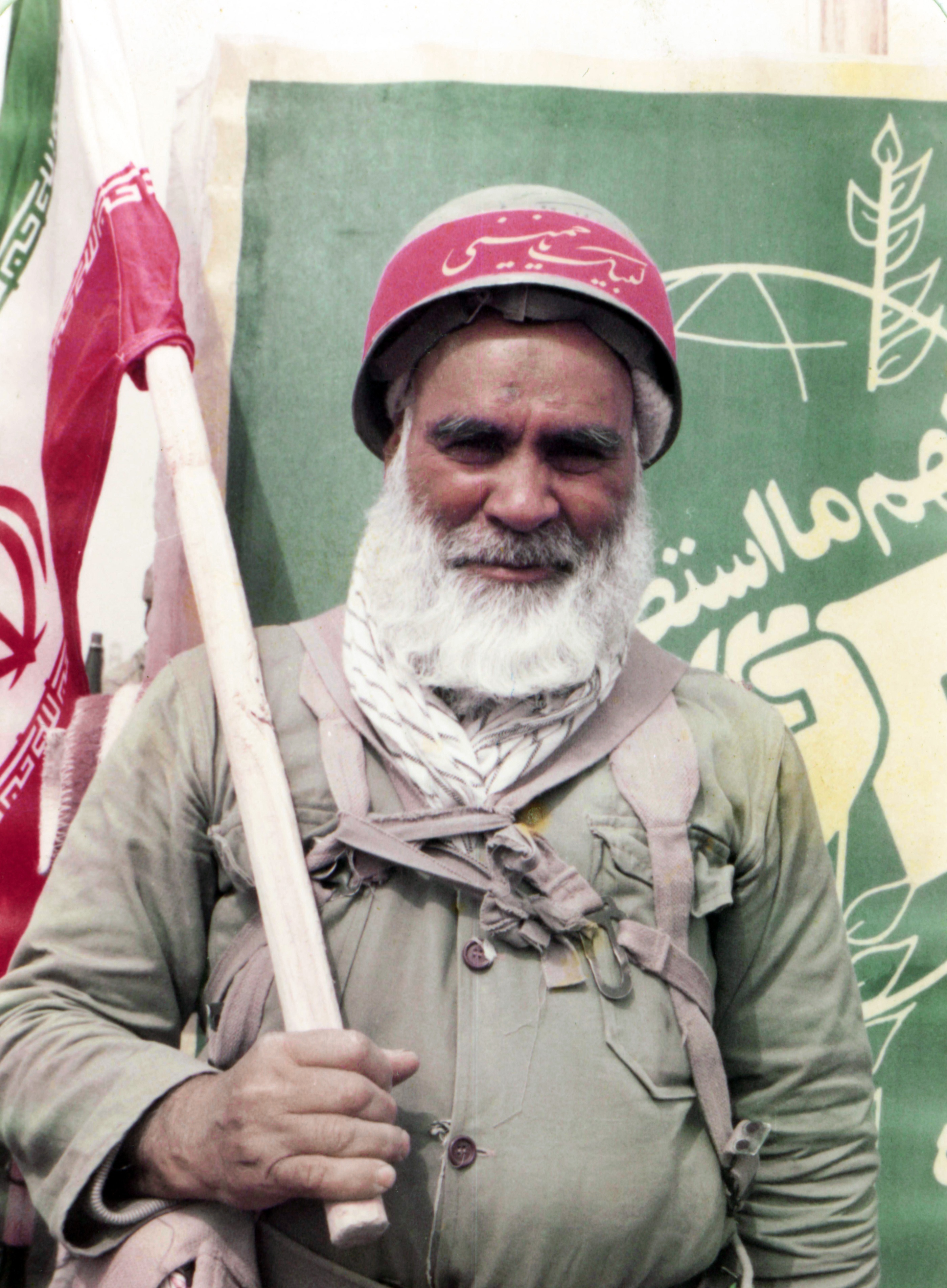 دست‌خط سردار علی فضلی در تقدیر پیرمردهای جبهه