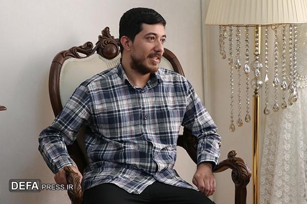 سربازی که از میان آوار موشک‌باران سپاه البرز زنده بیرون آمد/ او ماند تا روایت کند