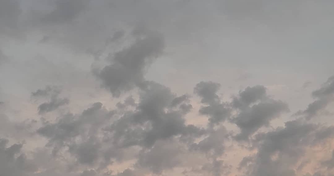 .
آسمان؟
راستش نمیدانم چیست…
فقط میدانم جای آدمهای خیلی خیلی خوب است…
از هما…