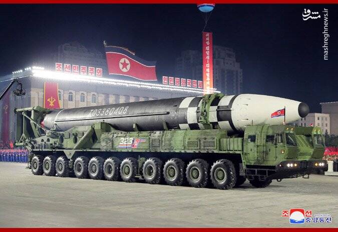 نگاهی به رژه بزرگ ارتش کره شمالی/ سرانجام از موشک قاره پیمای جدید ارتش کره شمالی رونمایی شد +تصاویر