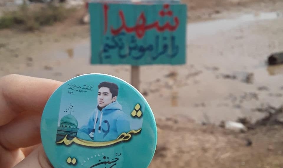 زیباسٺـ
یڪنگاهِٺو میتوانَد
مرا بہِسمٺِ بهشٺ هدایٺڪُند…
چہزیبا دلڪندهای
خوشا به ح…