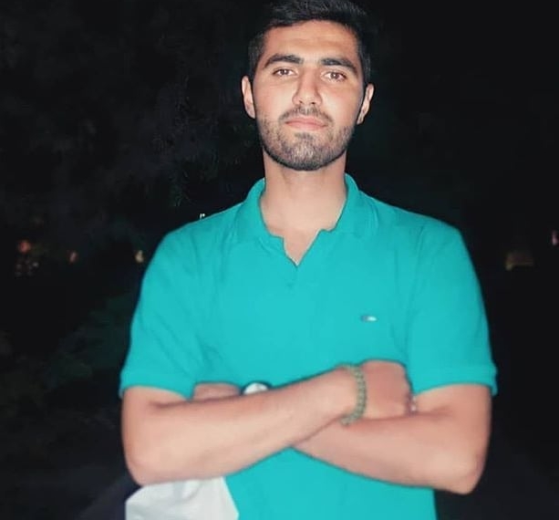 .
روایت مادر شهید:
.
یک چیزی که برایم عجیب بود این بود که ایمان خودش بود، باور داشت که شهی…