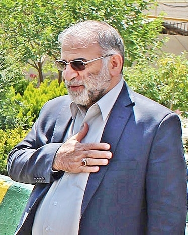 .
آه از غمی
که تازه شود
با غمی دگر…
.



 
 
 
 
…