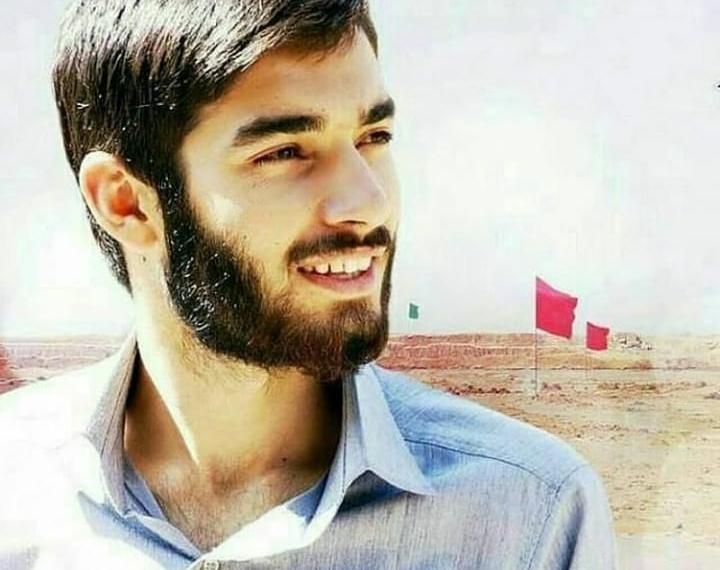 جنگ نرم مثل 
خمپاره ۶۰ می‌مونه؛
چون نه صدا داره نه سوت
فقط وقتی متوجه میشی که
دیگه رفیقت ن…