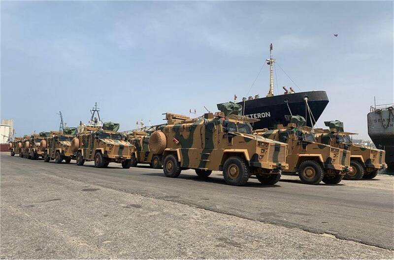 تجهیزات جدید نظامی ترکیه در لیبی+عکس