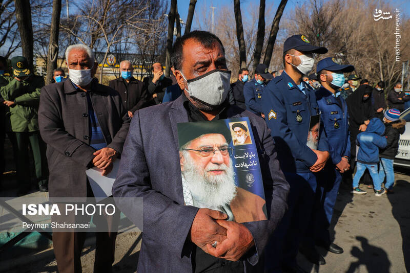 عکس/ تشییع پیکر چهار شهید تازه تفحص شده در اصفهان