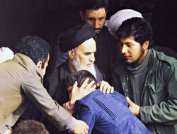 حضرت امام: آقایان صبح‌ها و خانم‌ها عصرها بیایند!