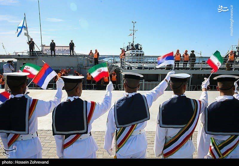 مانور نظامی-دریایی مشترک ایران و روسیه در اقیانوس هند