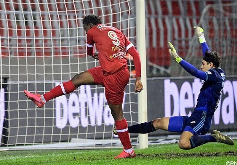 پیروزی آنتورپ در شب نیمکت‌نشینی بیرانوند