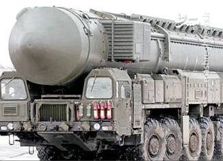 عکس/ چپ کردن ماشین حامل موشک اتمی!