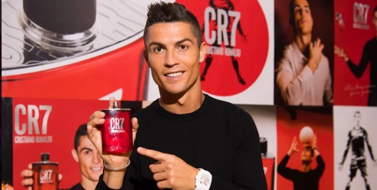 کشف و ضبط 50 کیلو مواد مخدر با برند تجاری «CR7»/ دردسر جدید برای رونالدو؟+عکس