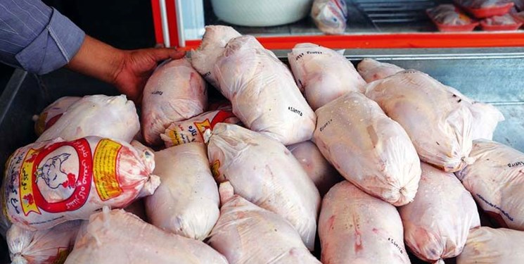 تزریق ۱۷۰۰تن مرغ به بازار تهران/ بازار اشباع شد/قیمت مرغ کاهش یافت