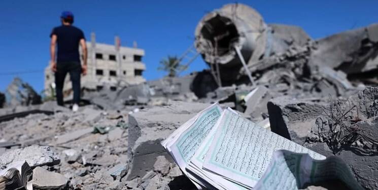 اذان یک مسجد ویران شده در غزه+ فیلم