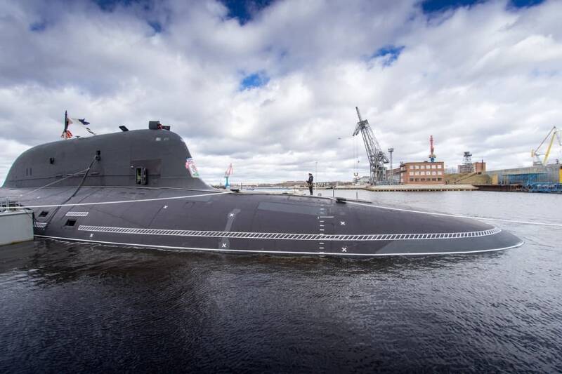 تحویل زیردریایی اتمی به ارتش روسیه+عکس