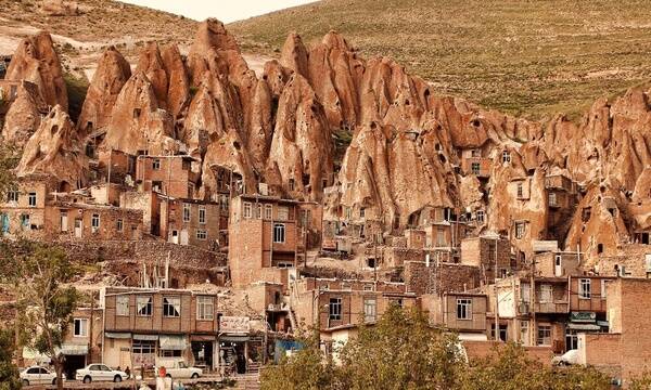 روستای صخره ای زیبا و بی نظیر ایران+ عکس