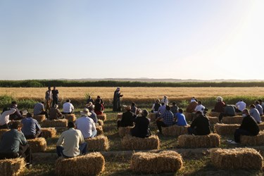 حضور سعید جلیلی کاندیدای ریاست جمهوری در جمع کشاورزان روستای عشق‌آباد شهر ری