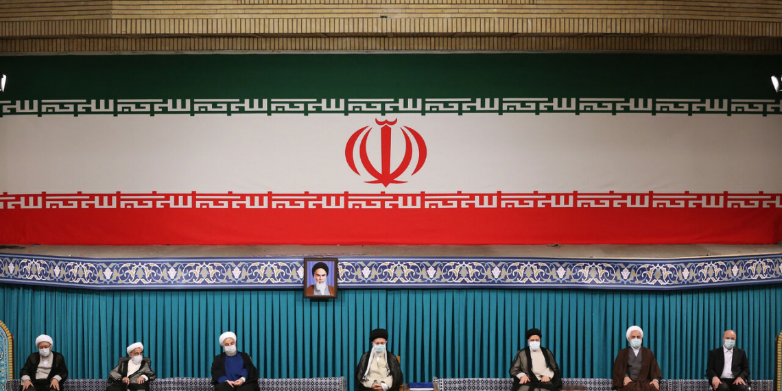 رهبر معظم انقلاب: شرایط کشور اقتضا نمی‌کند تشکیل دولت به تاخیر بیفتد