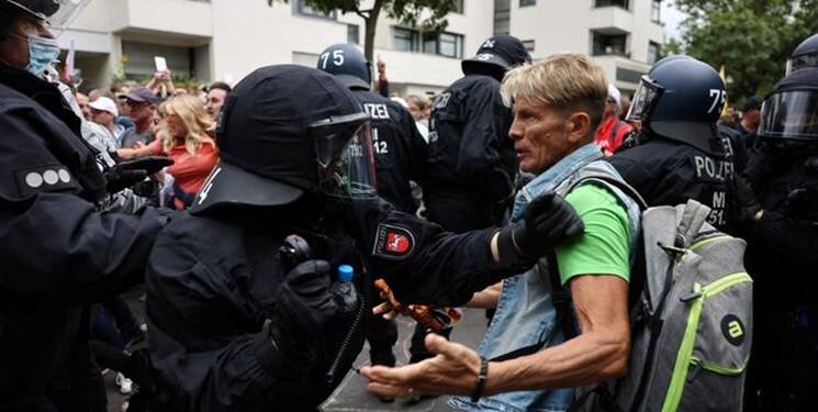 مرگ معترض آلمانی تحت بازداشت پلیس