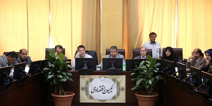 جزئیات نشست کمیسیون اقتصادی مجلس با ساداتی نژاد