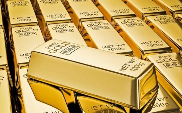 سناتورهای آمریکایی به دنبال مسدودکردن ۱۳۲ میلیارد دلار طلای روسیه