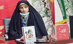 نویسنده کتاب «حوض خون» به عنوان چهره برتر سال هنر انقلاب خوزستان معرفی شد