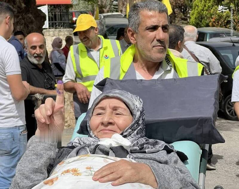 تصویری جالب از برگزاری انتخابات در لبنان