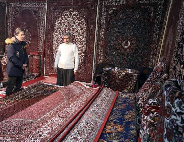 دانش، تمدن و پیشینه‌ ایران در فرش دستباف قابل خریدوفروش نیست