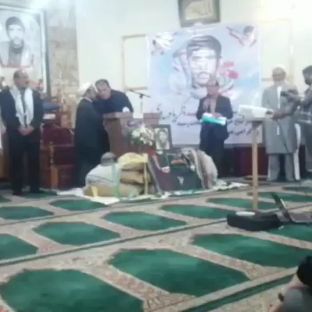 امروز چهلمین سالگرد دفن شهید زکریاست و این مراسم بخشی از جلسه خاطره گویی است که ...