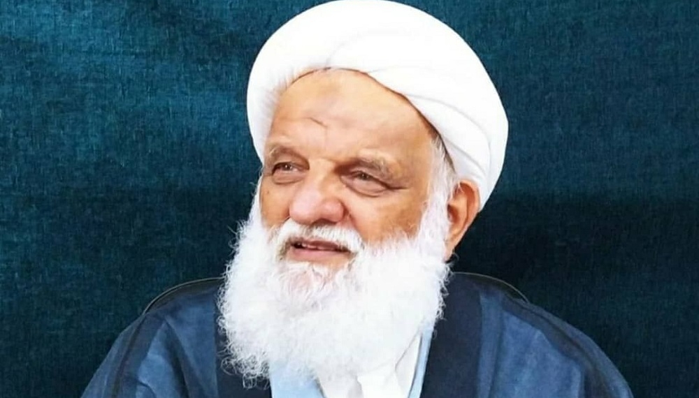 باید به تمام اشیاء این جهان یک نظر الهی و توحیدی داشت