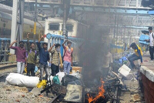 حداقل یک کشته در دور جدید اعتراضات علیه دولت هند