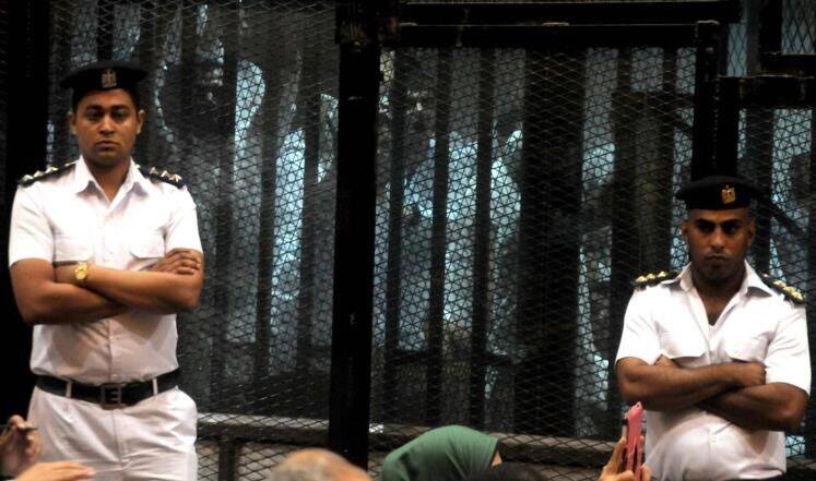 حکم اعدام و حبس ابد برای ۲۱ نفر از اعضای اخوان المسلمین مصر