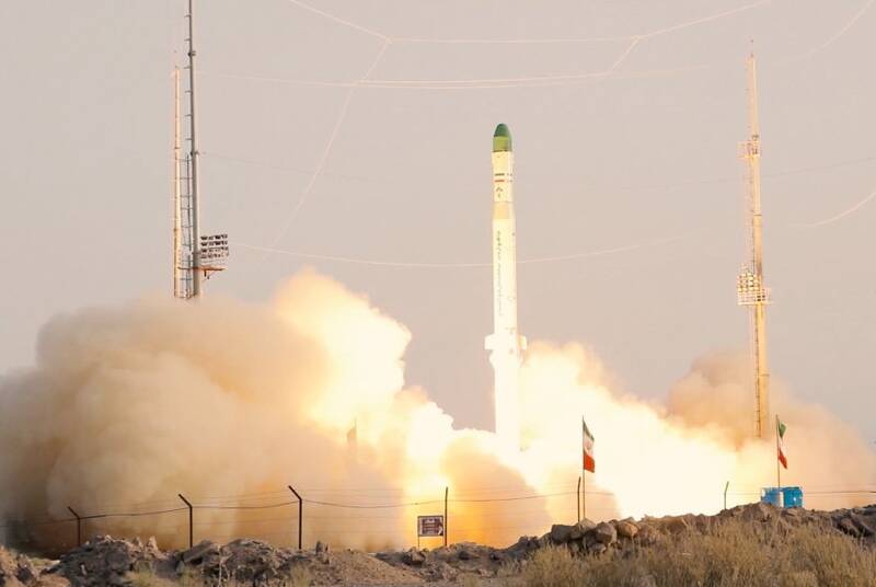 گام مهم «ذوالجناح» برای رساندن ماهواره‌های ایرانی به فضا/ تست موفق "Hot staging" برای عملیاتی شدن موشک جدید ماهواره‌بر +عکس و فیلم