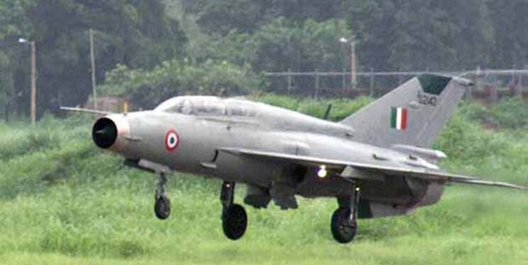 سقوط جنگنده میگ نیروی هوایی هند در ماموریت شبانه +فیلم