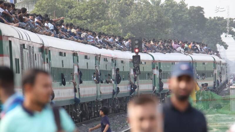 عکس/ تراکم جمعیت در ایستگاه‌های قطار قبل از عید قربان