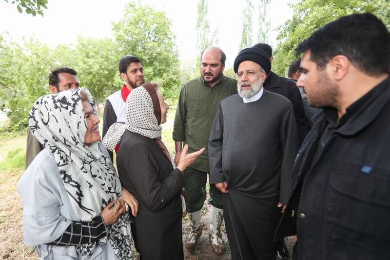 خانه‌باغ ۴۰۰۰متری در اختیار امدادگران و جهادی‌ها +عکس