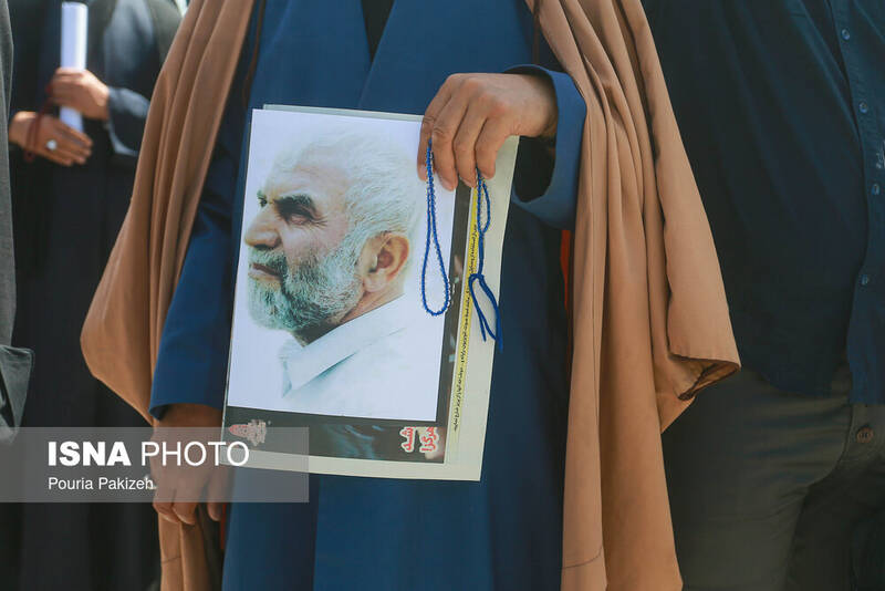 شهید همدانی هم شهید جبهه دفاع مقدس و هم شهید مقابله با فتنه بود