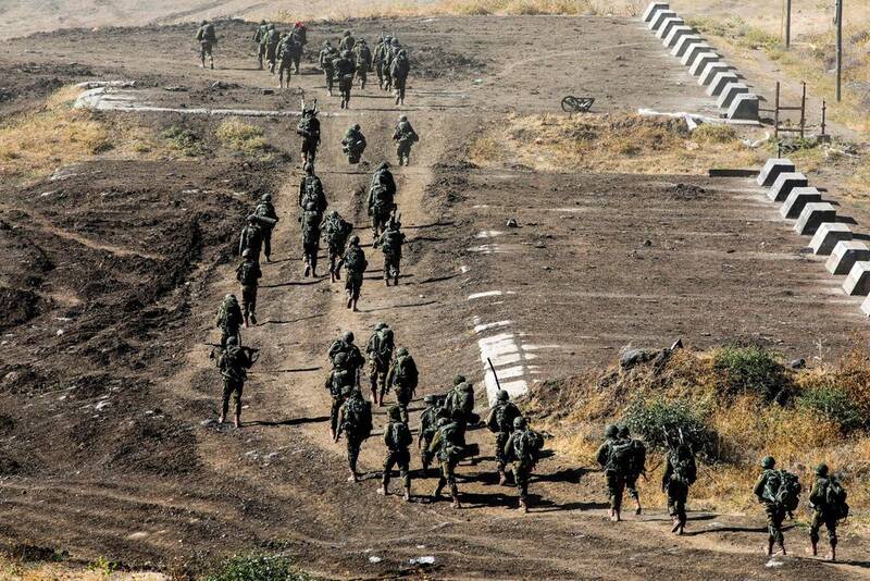 گسیل تجهیزات نظامی صهیونیست‌ها به مرز غزه