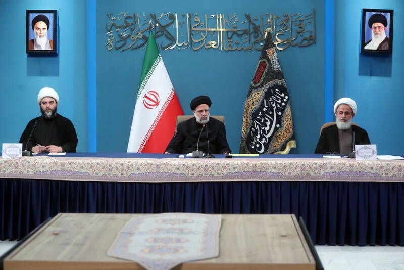 از تمام ظرفیت‌ها برای تسهیل سفر اربعین استفاده شود/ زیارت اربعین باید «آسان» و «ارزان» شود