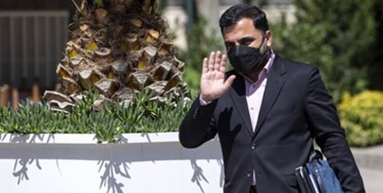 توضیحات وزیر ارتباطات درباره قطعی اینترنت