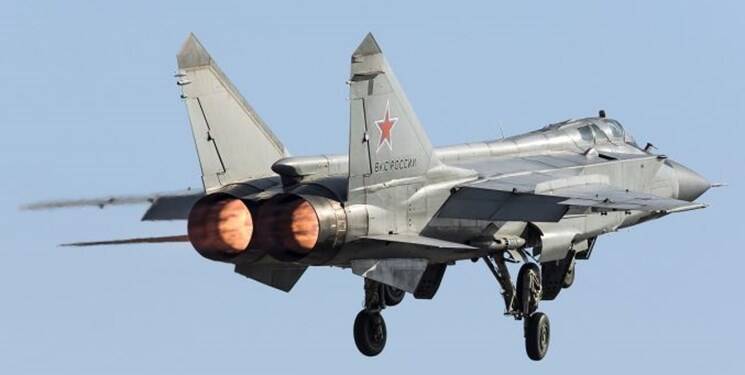 جنگنده روسیه هواپیمای جاسوسی متجاوز انگلیس را فراری داد