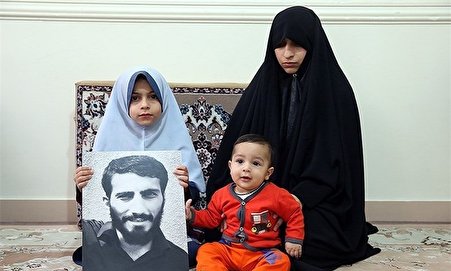روایتی از دیدار خانواده شهید مصطفی صدرزاده با رهبر معظم انقلاب اسلامی
