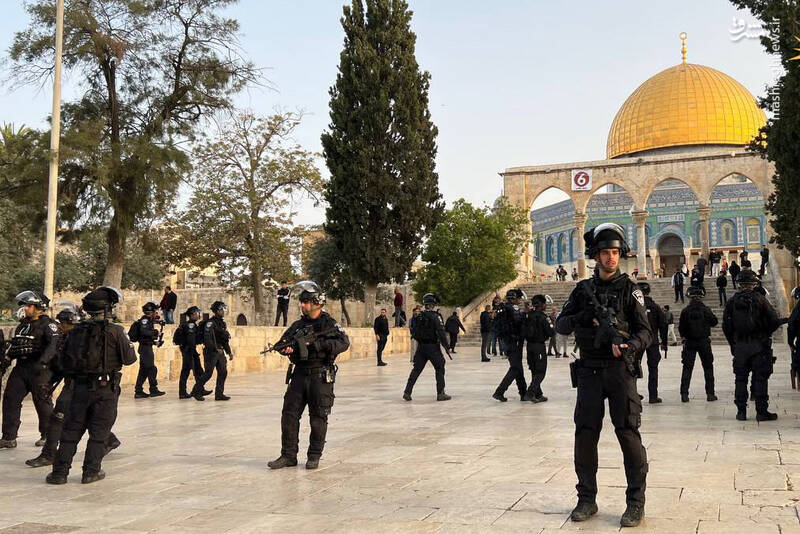 فیلم/ یورش صهیونیست‌ها به مسجدالاقصی