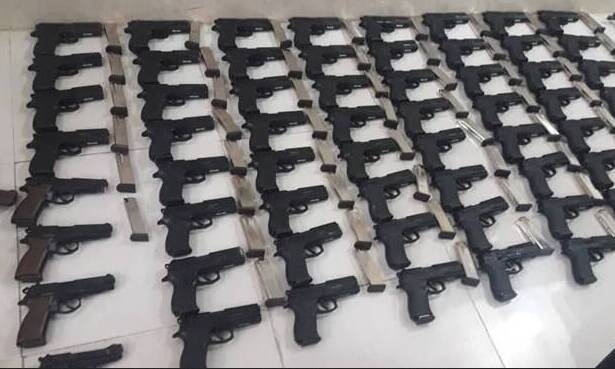 کشف محموله سنگین سلاح توسط هنگ مرزی