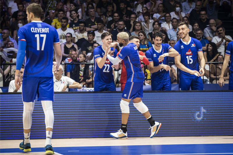 صعود اسلوونی به جمع ۴ تیم برتر والیبال جهان/ حذف قهرمان المپیک مقابل ایتالیا