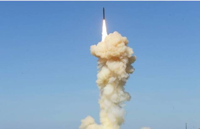 آمریکا موشک مینت‌من-۳ پرتاب کرد