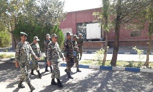 بازدید فرمانده قرارگاه منطقه‌ای شمالغرب نزاجا از پادگان مرزی ارتش در «جلفا»