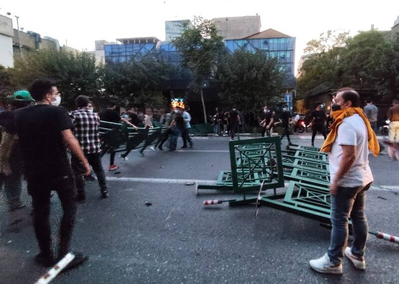 هزار حقه باطل