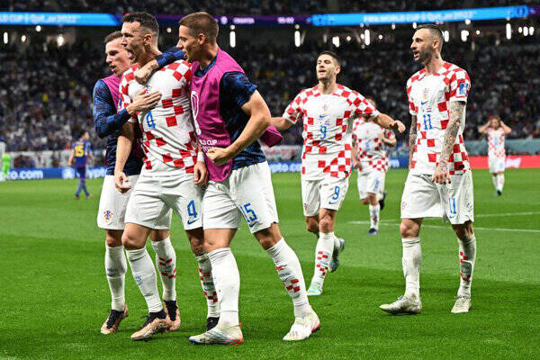 صعود کرواسی به یک چهارم نهایی با درخشش دروازه بان/ حذف ژاپن در ضربات پنالتی +فیلم