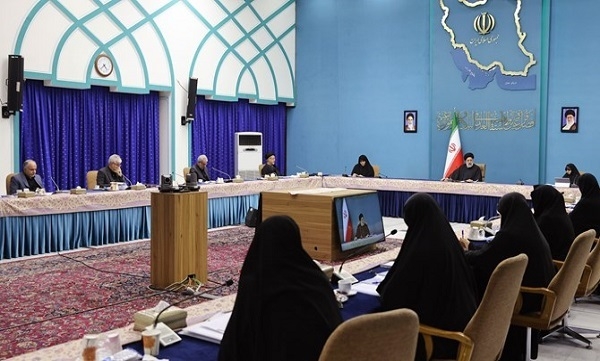 ستاد ملی زنان بر پیگیری اجرای قوانین در حوزه خانواده تمرکز کند